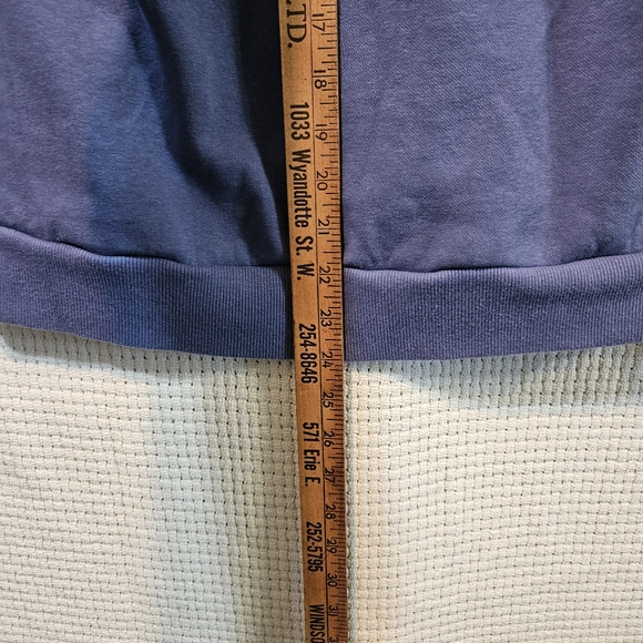 Columbia Sz Med Women's Light Blue Pullover Sweatshirt - Picture 7 of 7